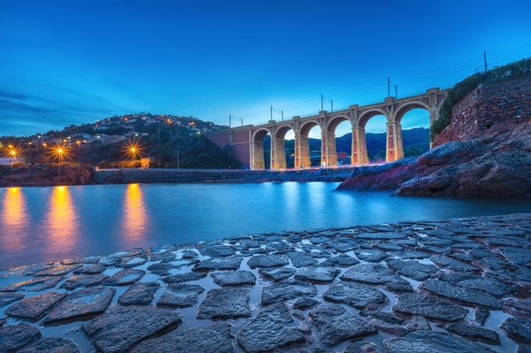 Quelles sont les raisons de visiter les calanques de Marseille ?
